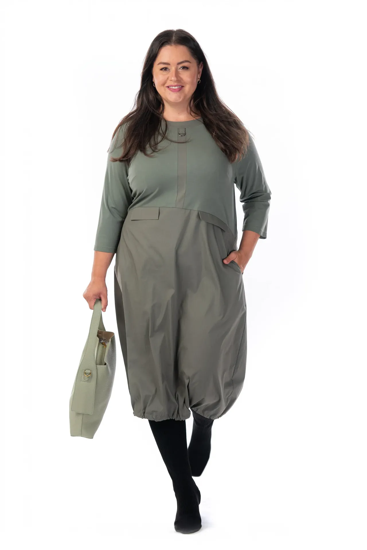 Dámské šaty ELGETA